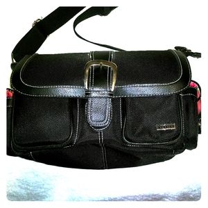 EUC VITURI CAMERA BAG W PADDED INSERTS